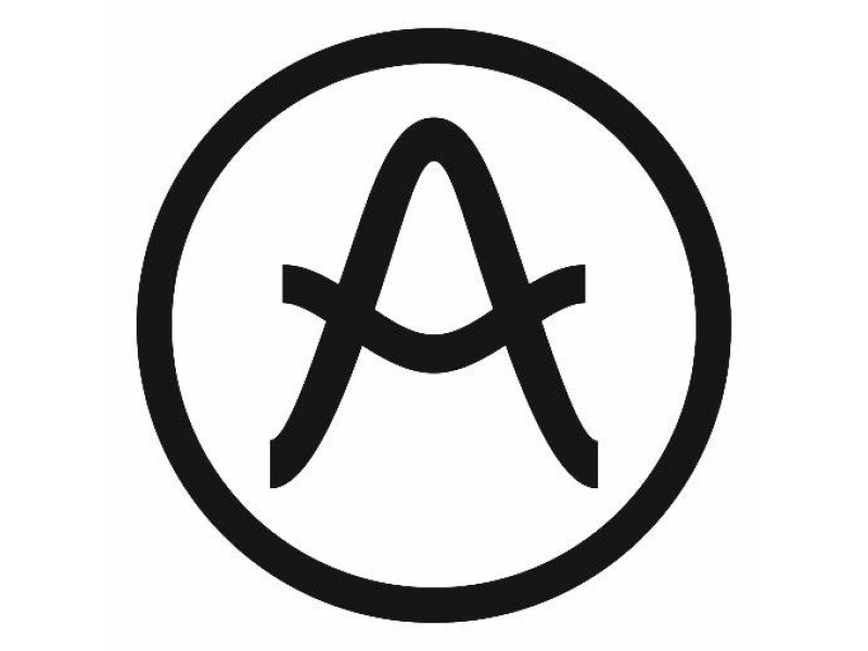 Акція: придбайте драм-машину ARTURIA SPARK LE за спеціальною ціною і отримаєте 4 пакета банків безкоштовно