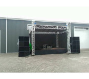 Сцена та світло