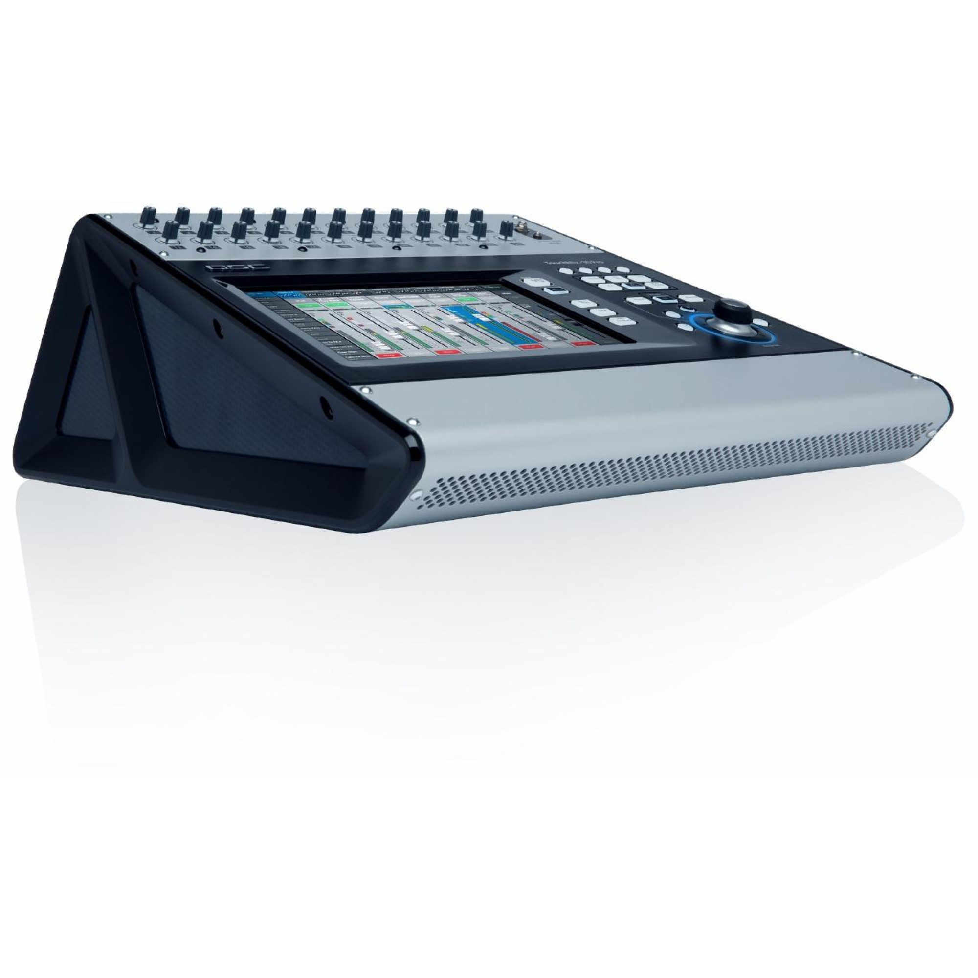 Цифровий мікшерний пульт QSC TouchMix-30 Pro