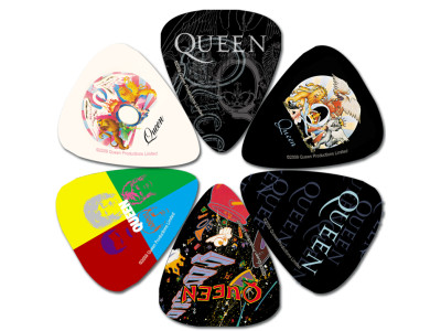 Медиатор или плектр: от нежного блюза до хард-рока