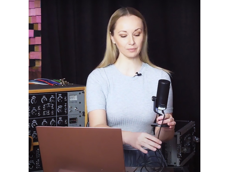 Надежда Бондарец о USB-микрофоне для блогина, подксатинга, гейминга MAONO DM30
