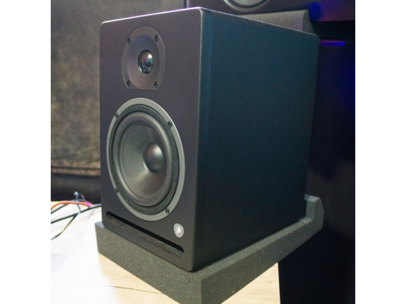 Профессиональные студийные мониторы Pro 5 V3 от Prodipe