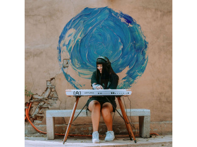 AstroLab 61 від Arturia вже прямує до України