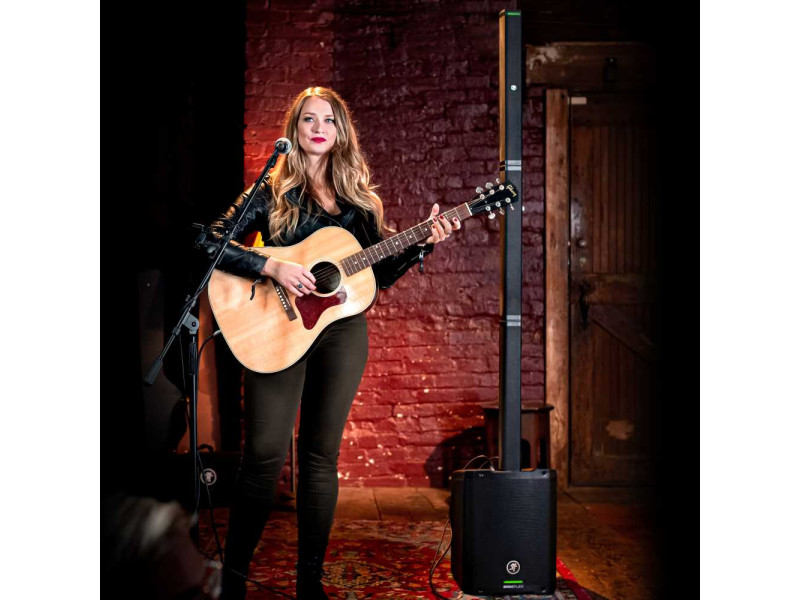 NB: Новинка - Портативная акустика Mackie SRM Flex