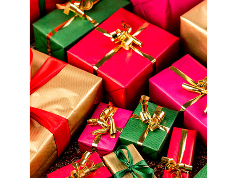 10 ідей подарунка на Новий Рік для дорослих і дітей