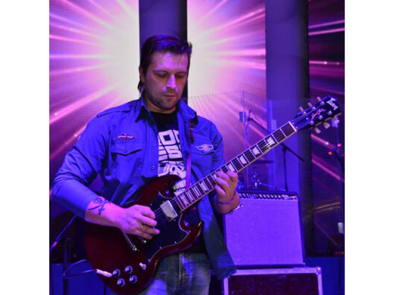 Портрет №3: Дмитро Власов