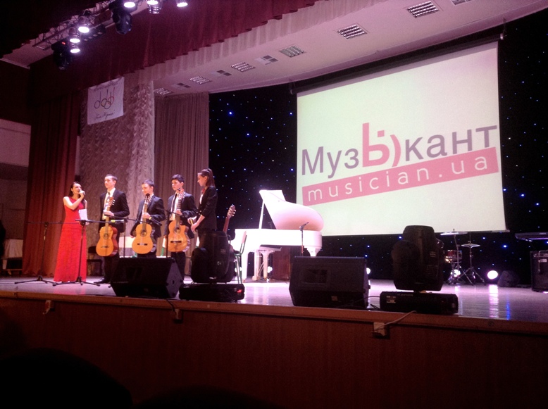 голос країни