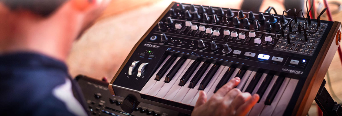 Arturia MiniBrut2