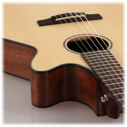 Slim and comfortable body