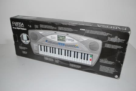 Синтезатор FARFISA SK-410 (для декору)